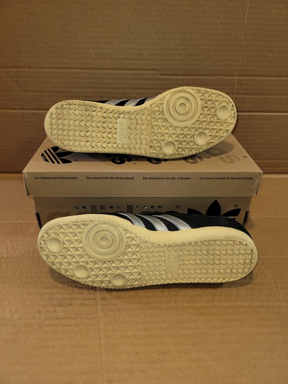 Adidas Originals Women's Black/Silver/Yellow Samba OG Sneakers IE8128 Size 8.5 - Picture 12 of 16